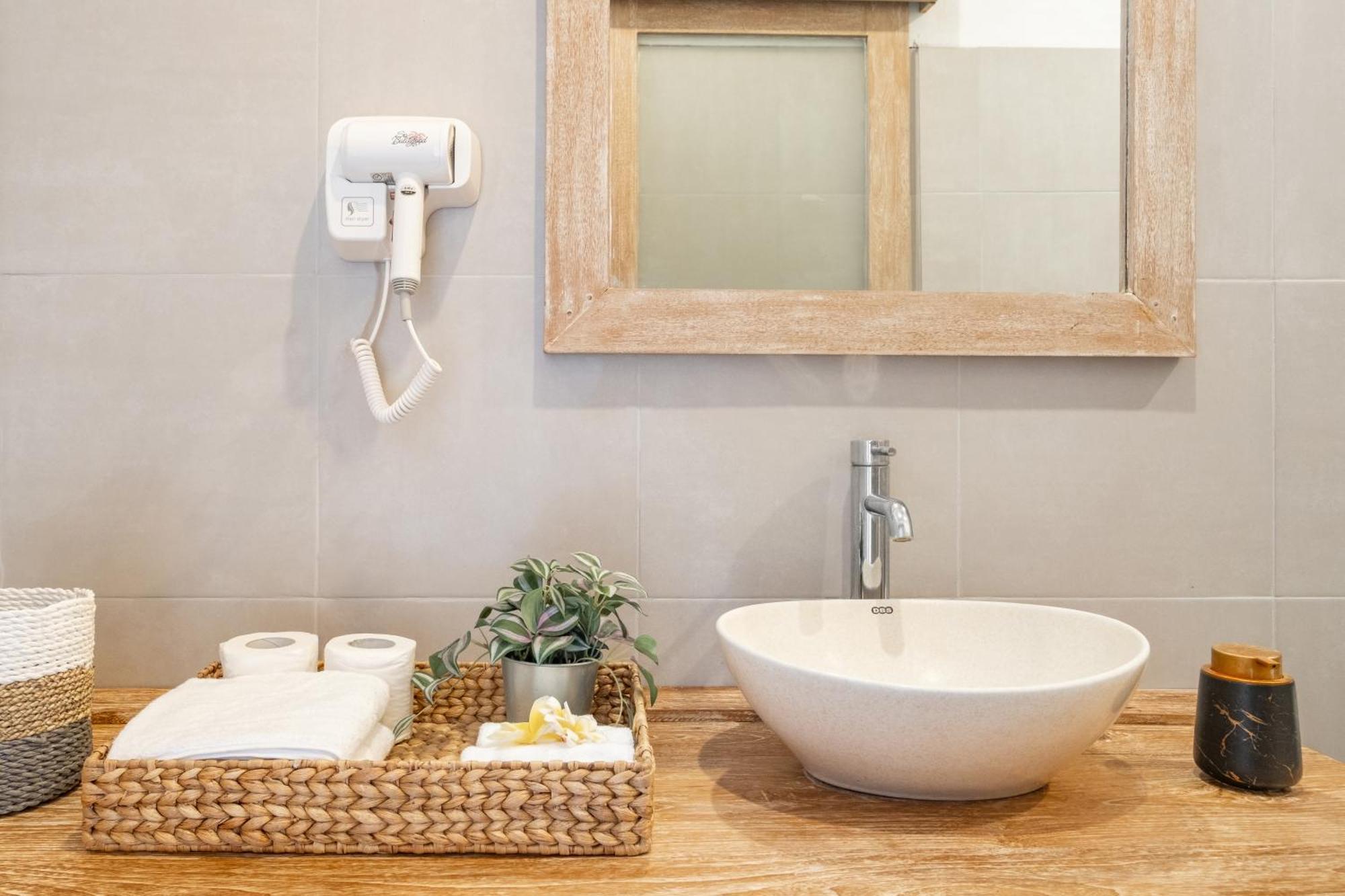 ☆ Villa Larissa ☆ Seminyak 2Br Pool Kuta Petitenget Εξωτερικό φωτογραφία